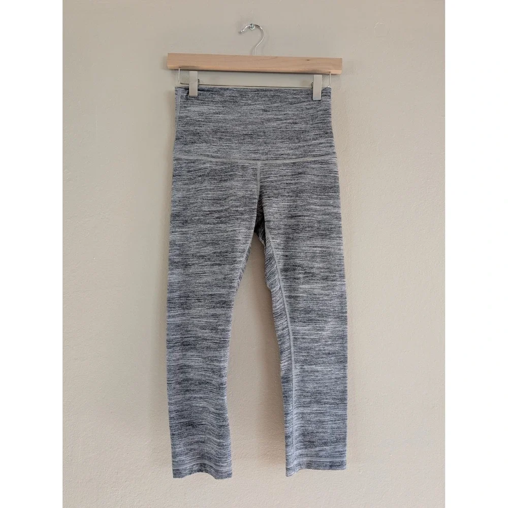 Lululemon High Rise Crop Leggings Grey Space Dye Heathered Size 6 Athletic Pants